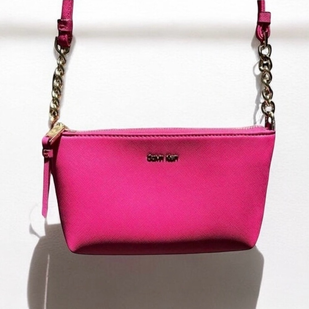 Calvin Klein Pink Saffiano Crossbody Crossbody Purse Bag; Gold Chain Strap